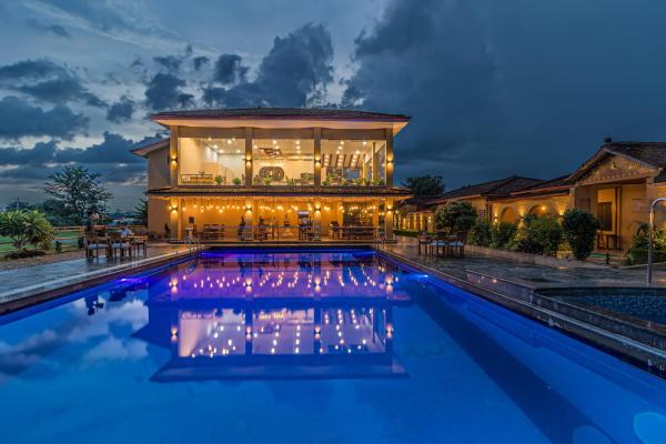 Munal and Mayur Resort - Wellness Retreat Pvt Ltd, Забронировать  Tikoli Chitwan National Park
