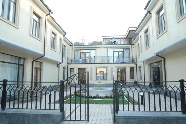 Boutique Hotel Mubina with Pool and Sauna, Забронировать  Бухара Узбекистан