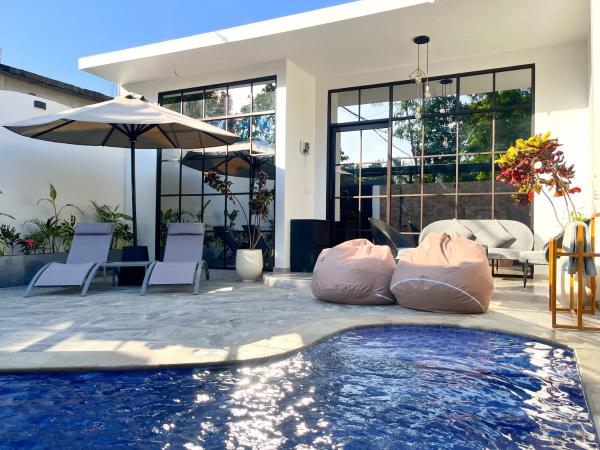 Tres Villas Kuta, Забронировать  Кута, остров Ломбок Ломбок