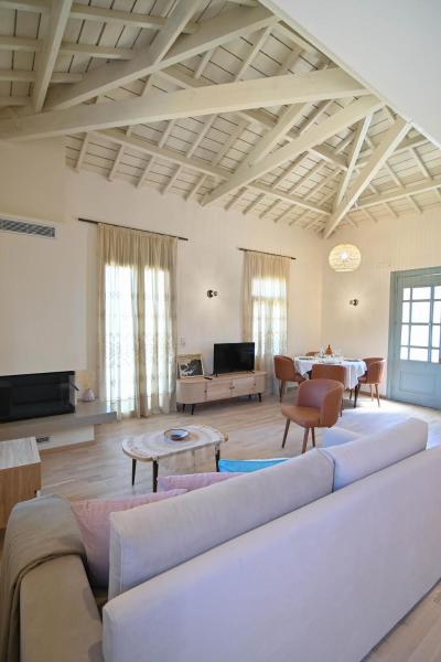 Karivaliko, Забронировать  Врoнтадoс Хиос, рядом с Пляж Daskalopetra