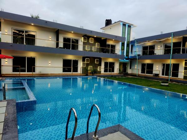 Prasanna Beach Resort, Забронировать  Отели штата Махараштры с парковкой, Парковка