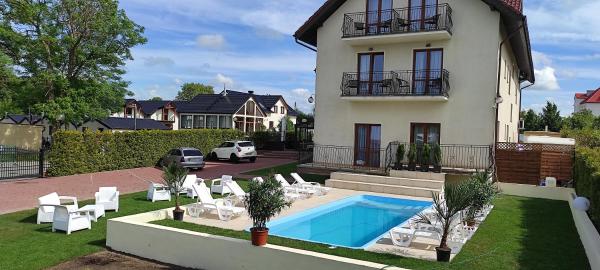 Pensjonat Dolce Vita & SPA, Забронировать  Отели Kolobrzeg Region с парковкой, Парковка