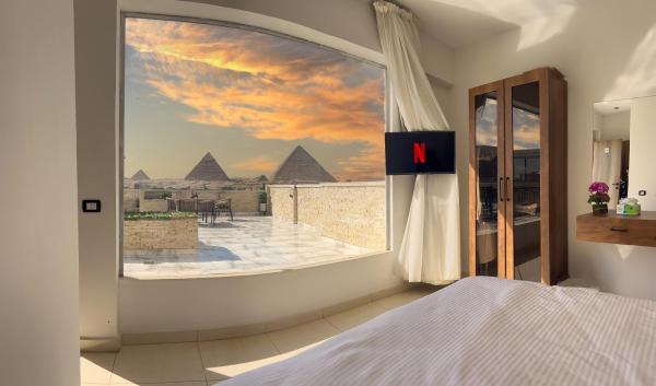 Point Pyramids View, Забронировать  Отели Каира с парковкой, рядом с Большой сфинкс, Парковка