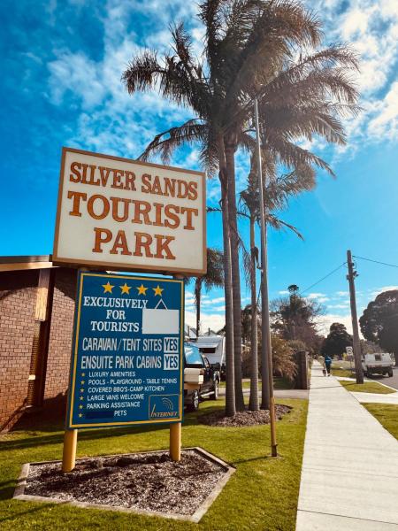 Silver Sands Tourist Park, Забронировать  Лейкс-Энтранс Gippsland