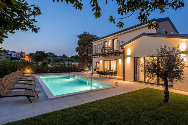Villa Zara, Забронировать  Музалес Poreč Riviera
