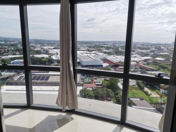 Sezuki JTower Stay, Забронировать  Мандауэ Висайские острова, рядом с Cebu Doctors' University