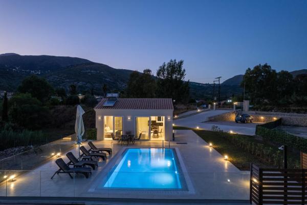 Villa Katerina Kateleios 2, Забронировать  Кателиос 
