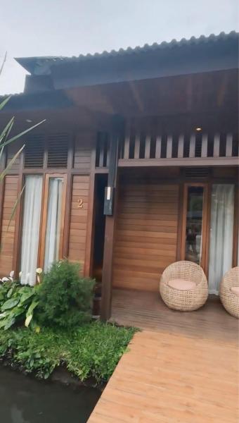 Eusabeia Villa And Hot Spring Water, Забронировать  Томохон провинция Северный Сулавеси
