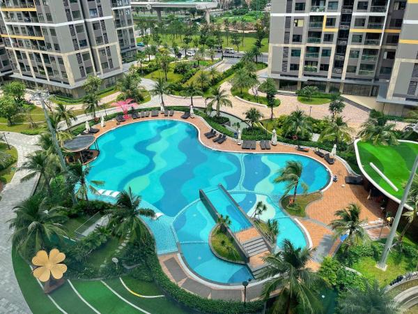 Phong Linh Homestay 30 apartments Vinhomes Grand Park, Забронировать  Long Bình Хошимин