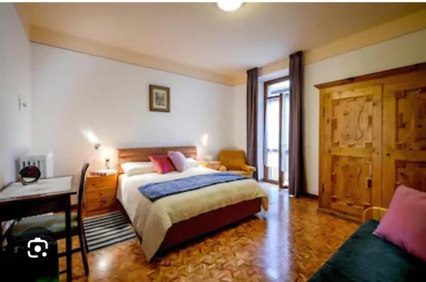 ROOMS CA\ TUNIN- ideale per il Trenino Rosso- a pochi minuti a piedi dalla stazione, Забронировать  Тирано Valtellina