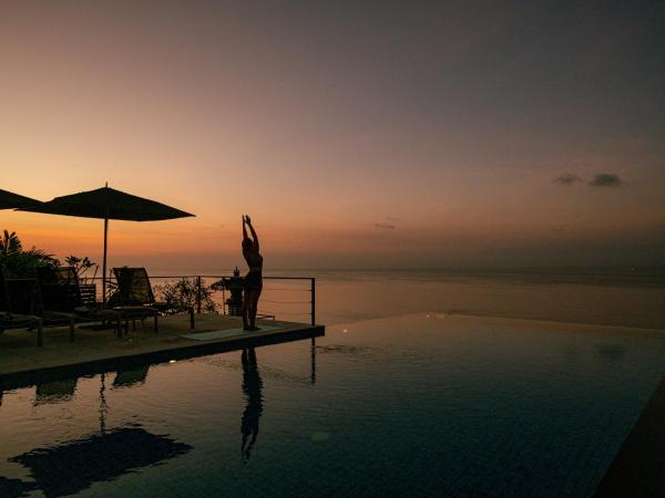 Uluwatu Luxury 4 Bedrooms Villa With Ocean View, Забронировать  Отели провинции Бали с завтраком, Завтраки