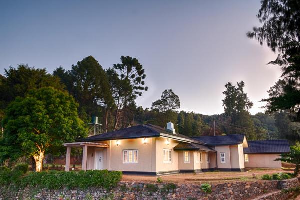 Jetwing Oatlands Bungalow - Whole Villa, Забронировать  Отели Округа Галле с парковкой, Парковка