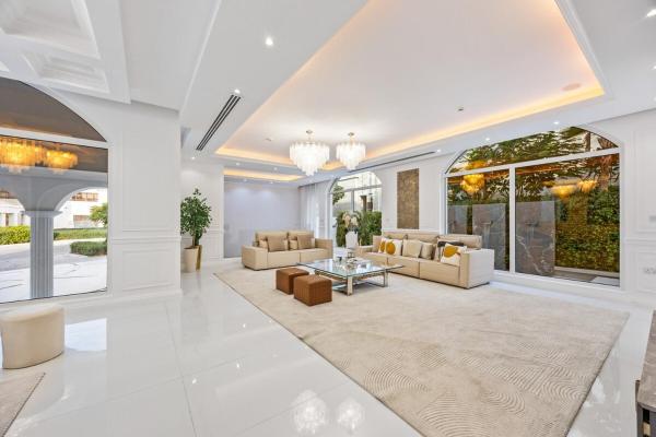 Luxury Villa with Pool, Cinema & Spa - Jumeirah Golf, Забронировать  Джумейра Дубай