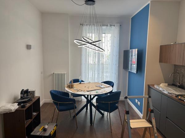 Lungolago FD Apartments, Забронировать  Комо Озеро Комо, рядом с Общественный театр