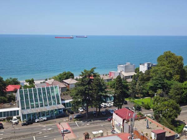 Flats for Groups in Makhinjauri, Забронировать  Батуми Батуми - побережье