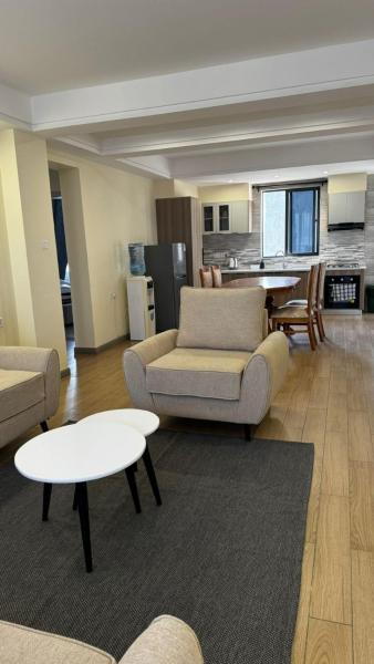 serene stays apartment with fully equipped gym heated swimming pool private parking space and amazing scenic views, Забронировать  Отели Найроби с парковкой, рядом с Nairobi Arboretum, Парковка