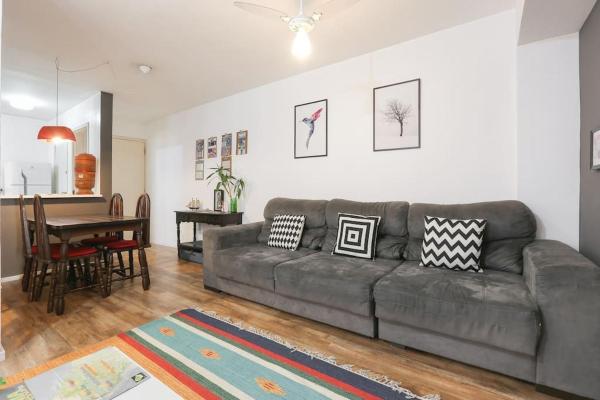 Apartamento espaçoso em Pinheiros ao lado do metrô, Забронировать Апартаменты/квартира Пиньейрос Сан-Пауло, рядом с Беко де Батман