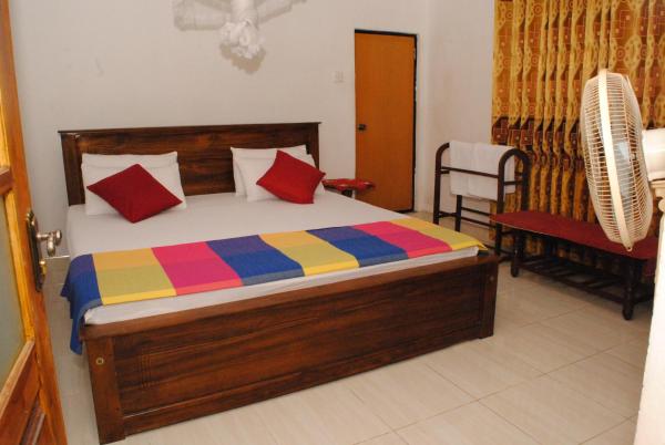 Kandy Shady Trees Villa