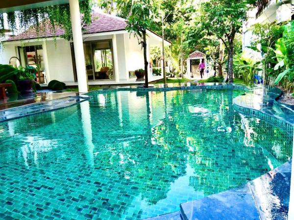 Beachfront Pool Villa - Lạc Villa, Забронировать  Thăng Bình Куангнам
