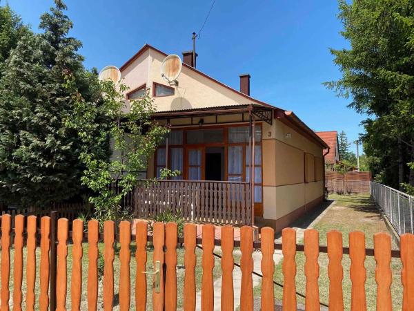 Holiday home in Balatonmariafürdo 19477, Забронировать  Балатонмариафюрдё Шомодь