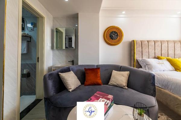 executive studio apartment in kilimani with modern luxury facilities, Забронировать Апартаменты/квартира Найроби Руанда, рядом с Adams Arcade Shopping Centre