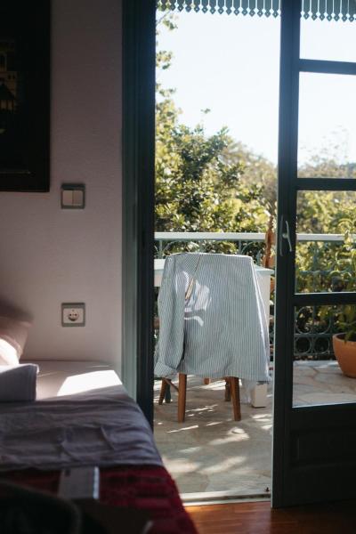 Lago Skiathos Art Residency & Guesthouse, Забронировать  остров Скиатос Sporades