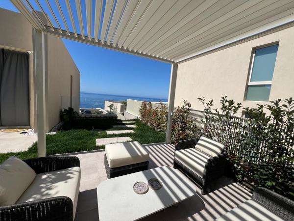 Green Coast Premium Villa, Забронировать  Отели Паласа с парковкой, Парковка