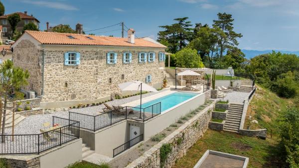 Villa Castello di Papa by Villsy - with sea view, private pool, sauna and jacuzzi, Забронировать  Вепринац Opatija Riviera