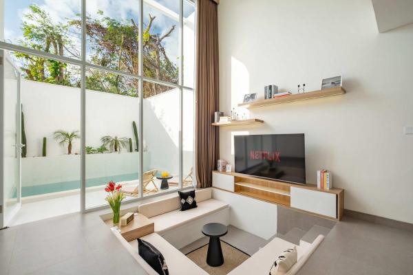 BRAND NEW 1 Bd Private Villa with Pool & Cinema, Забронировать  Отели провинции Бали с парковкой, Парковка