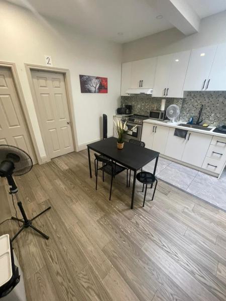 , Забронировать  Торонто Greater Toronto Area