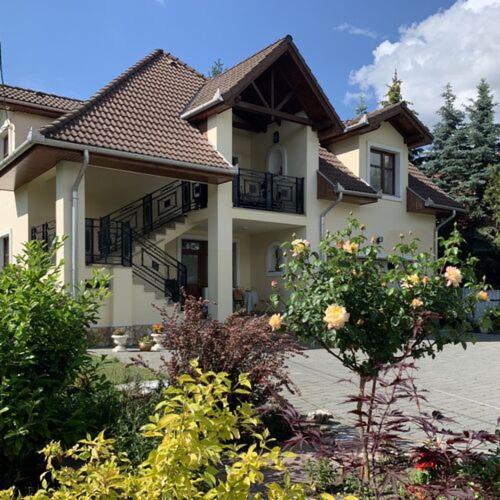 Bálint Villa Vendégház, Забронировать  Мишкольц-Тапольца 