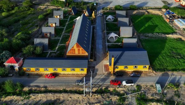 Fengchui Banxia Manor Wild Luxury Camp, Забронировать  Taxkorgan Синьцзян-Уйгурский автономный район