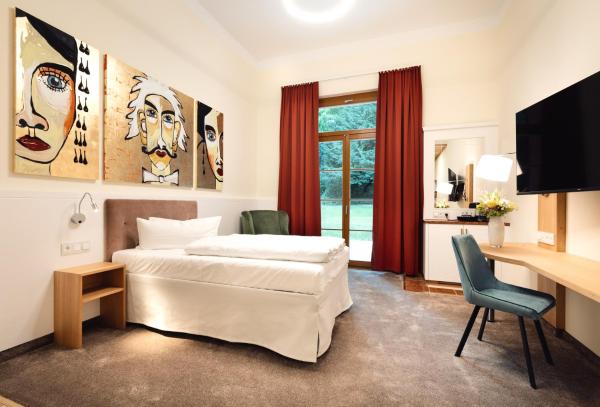 Kim Schlosshotel im Park