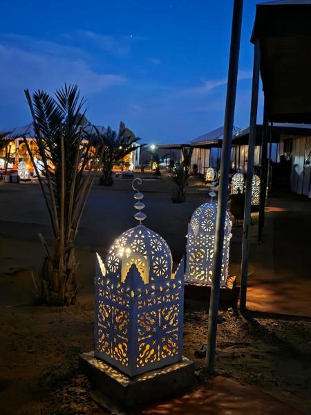 Tamazirt Desert Camp, Забронировать  Мерзуга Эр-Рашидия
