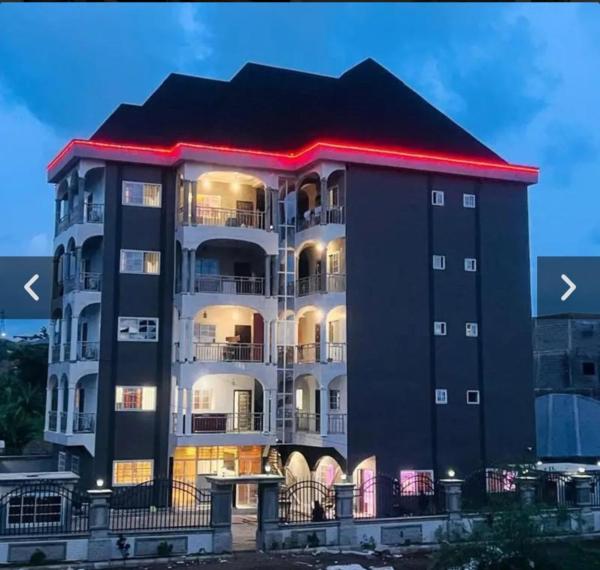 Azure Villa Suites Apart Hotel, Забронировать  Лимбе Fako