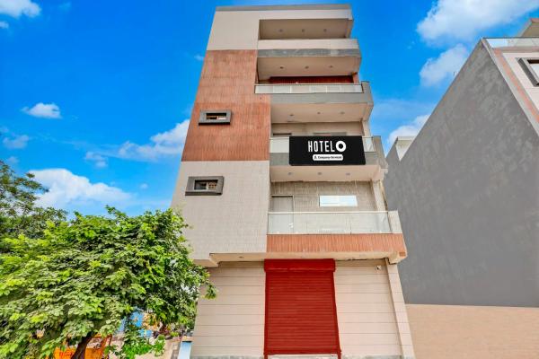 Hotel O Rohini Sector 21 Shelter Inn, Забронировать  Рохини 
