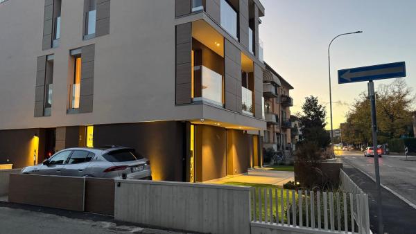 WELCOME residenza esclusiva via Liverani Imola, Забронировать  Имола Провинция Болонья