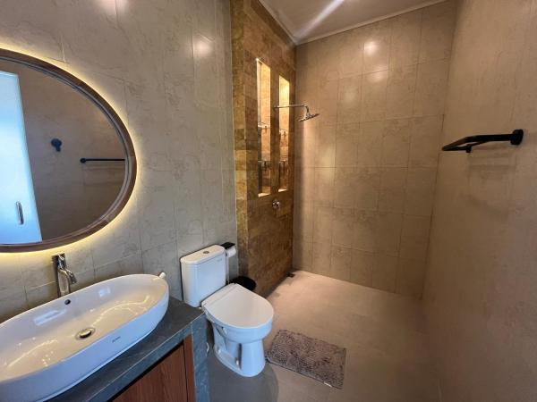 Jambul House, Забронировать  Отели провинции Бали с парковкой, Парковка