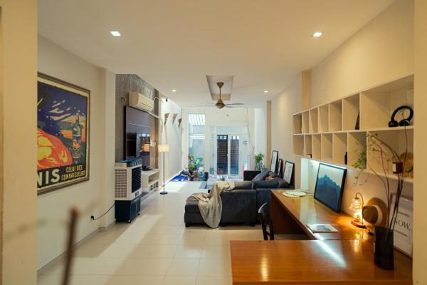 4BR Ben Thanh Full Facilities Step to Metro, Забронировать  Отели Хошимина с парковкой, Парковка