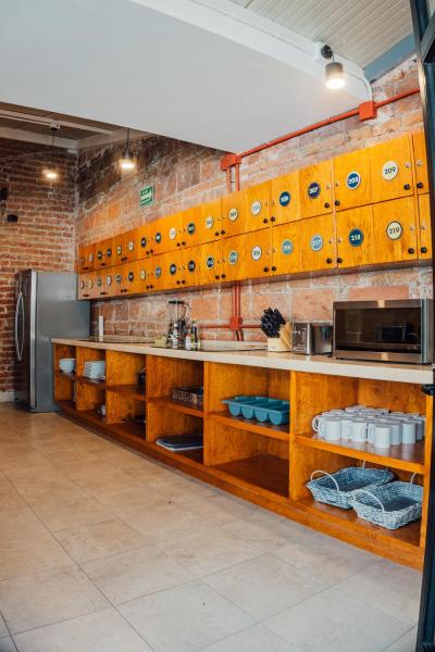 Bodegante CoLiving, Забронировать  Отели Леона с завтраком, рядом с Main square, Завтраки