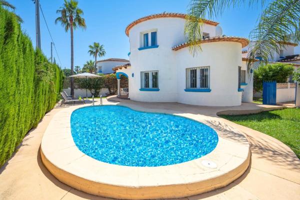 Villa Libra by Villa Plus, Забронировать  Отели Коста-Бланка с парковкой, Парковка