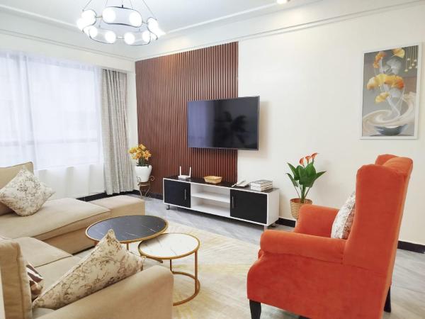 supreme living two bedroom apartment with swimming pool fully equipped gym ample parking space children play area and catchy scenic views, Забронировать Апартаменты/квартира Найроби Руанда, рядом с Adams Arcade Shopping Centre