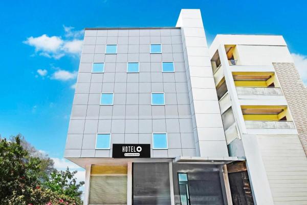 Townhouse Sanath Nagar Near Railway Station