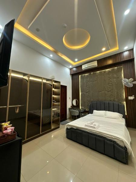 Win House Huế 1, Забронировать  Отели Тон-Лиа-и-Тэ с парковкой, Парковка