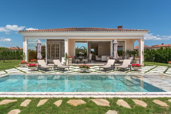 Eden Park Luxury Villas 