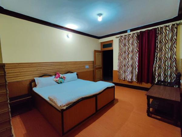 Togochey Guest House, Забронировать  Лех Leh Ladakh