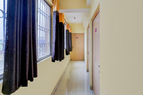 HOTEL O SOURYA RESIDENCY, Забронировать  Sānkchi 