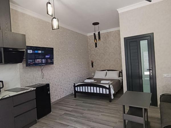 Nice Guest House, Забронировать  Отели Гюмри с парковкой, Парковка