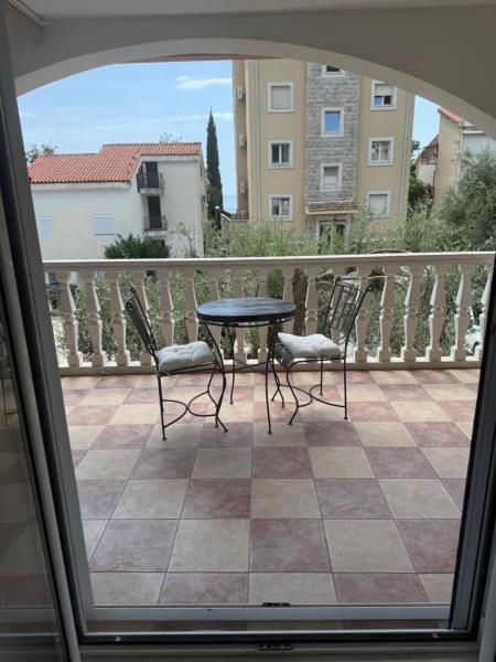 Studio Sea View Steps to Przno beach w Parking Villa Olive, Забронировать  Пржно Будванская ривьера