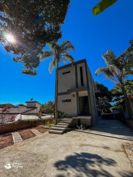 Lofts do Paquetá perto da Praia do Curral e da Cachoeira do Paquetá, Забронировать  Ильябела штат Сан-Паулу, рядом с Praia Grande Beach